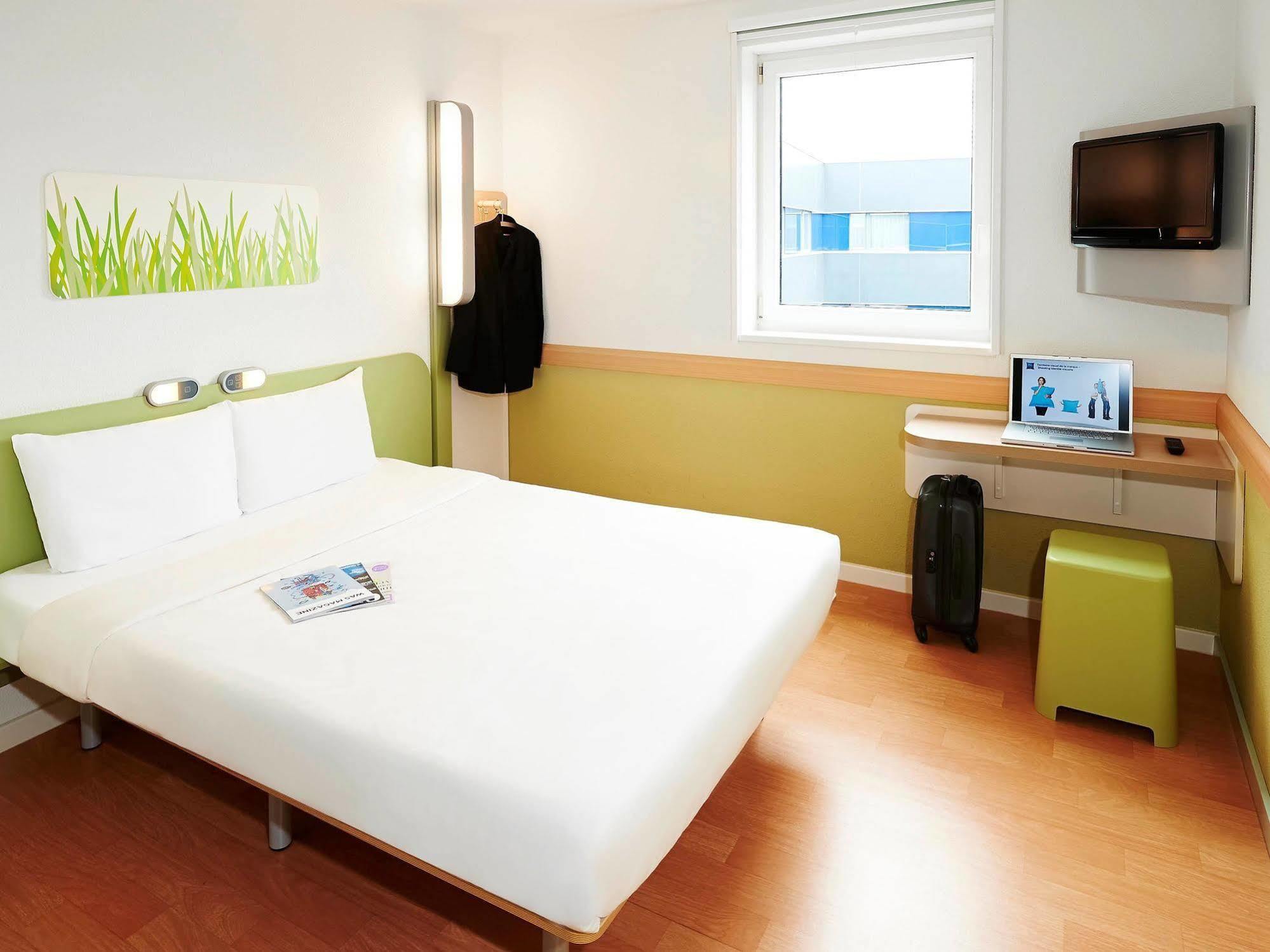 Ibis Budget Lorient Hotel